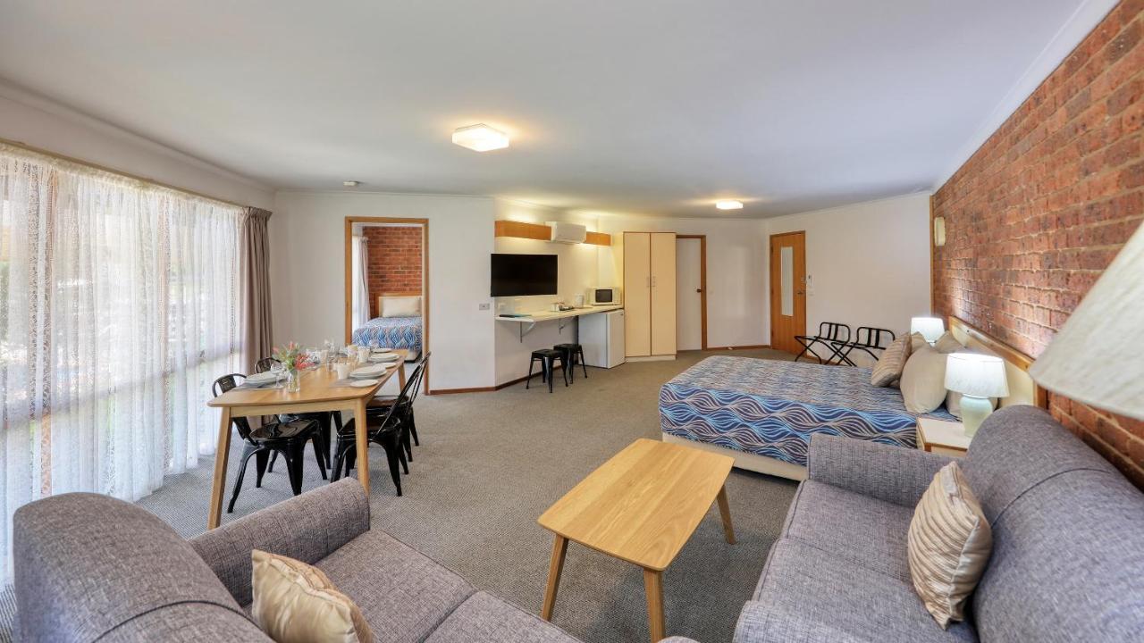Tooleybuc Club Motor Inn Zewnętrze zdjęcie