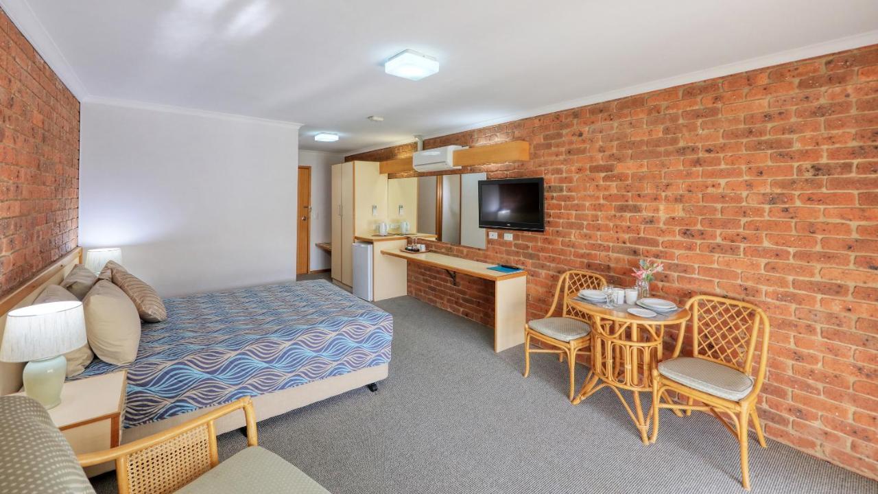 Tooleybuc Club Motor Inn Zewnętrze zdjęcie