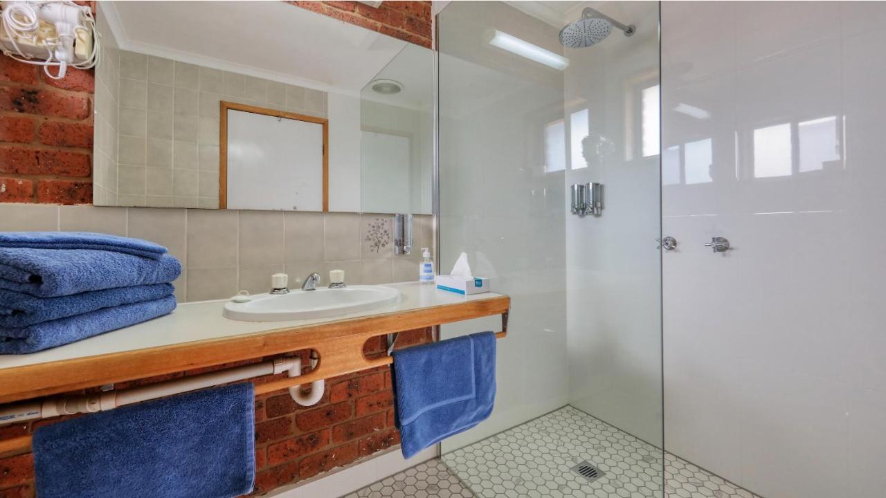 Tooleybuc Club Motor Inn Zewnętrze zdjęcie