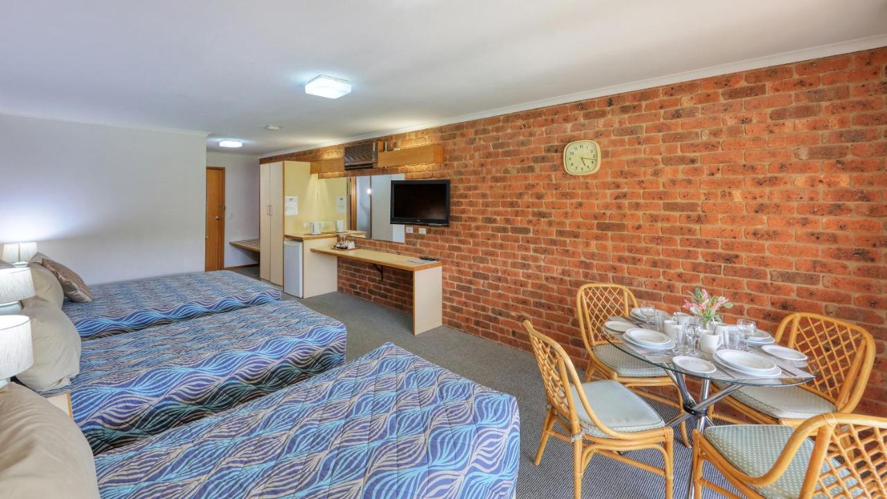 Tooleybuc Club Motor Inn Zewnętrze zdjęcie